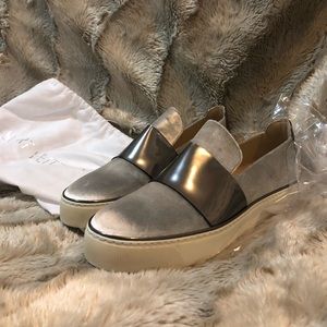 Brand new stuart weitzman sneakers sz 9
